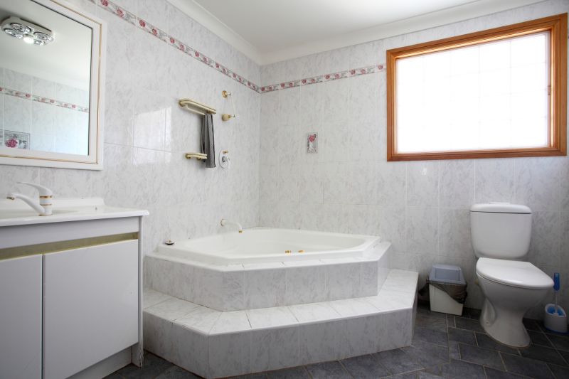 Top Bathtub Installation Companies in Vermilion, OH